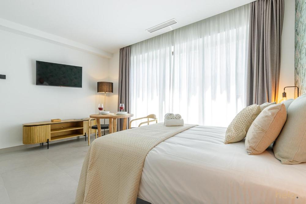 Cervantes Suites Málaga Dış mekan fotoğraf